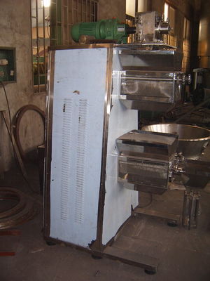 Double Chamber 100 Kg / Batch Wet Granulator Machine
